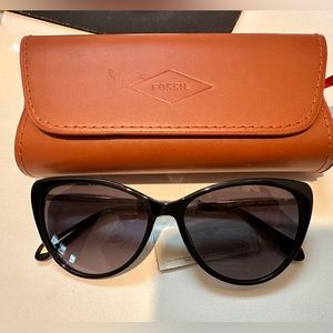 Brand New Fossil sunglasses
